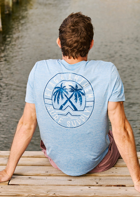 <p><strong>UPF GRAPHIC TEES</strong></p>