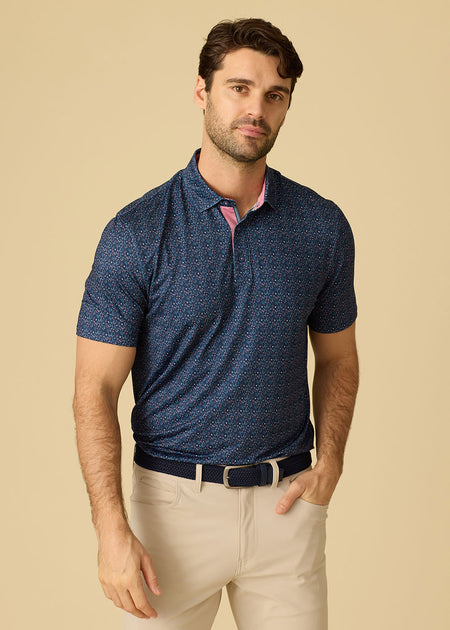 <p><strong>POLOS</strong></p>
