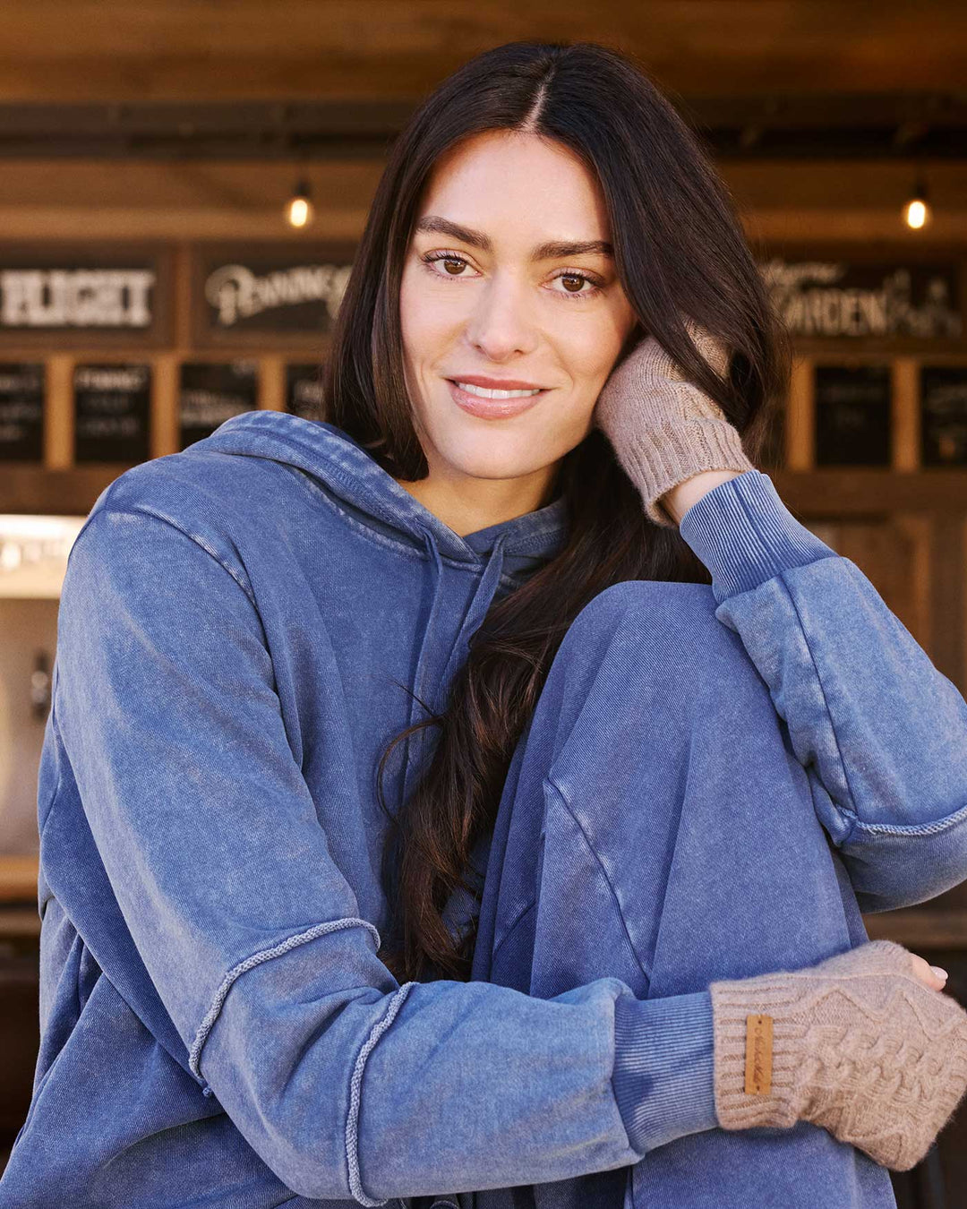 IVYLAND VINTAGE WASHED HOODIE