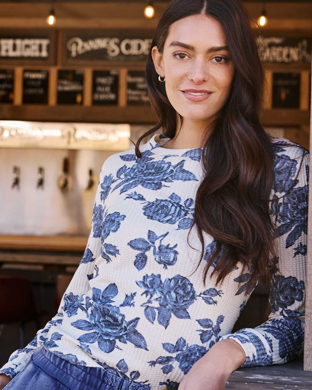 FAYSTON FLORAL WAFFLE CREW