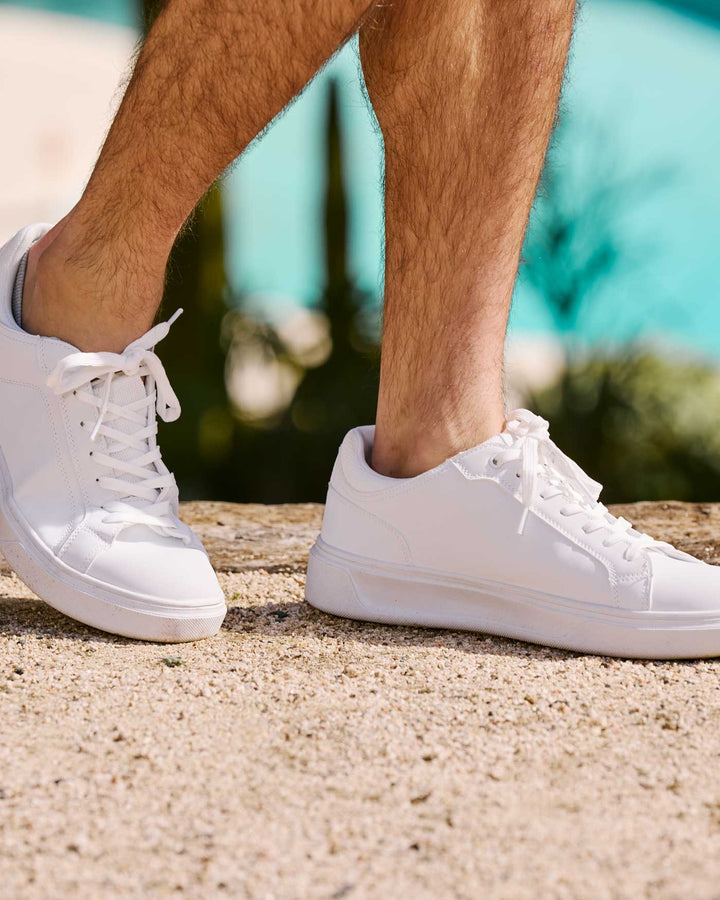 SOUTHBURY LOW TOP SNEAKER