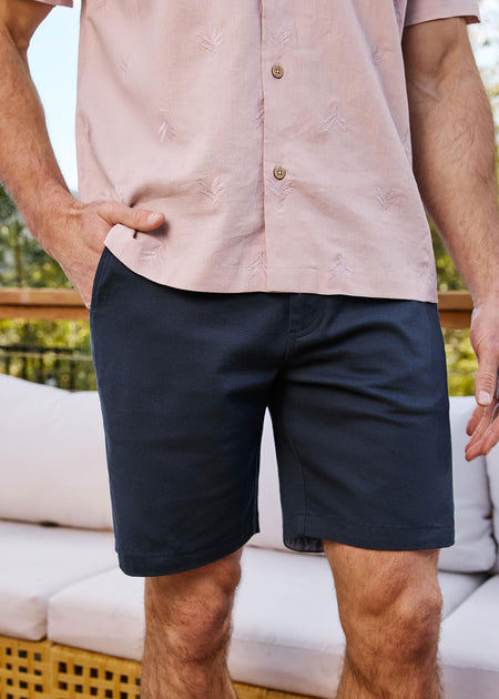 <p><strong>SHORTS</strong></p>