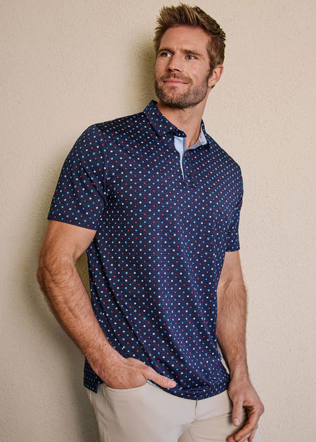 <p><strong>POLOS</strong></p>