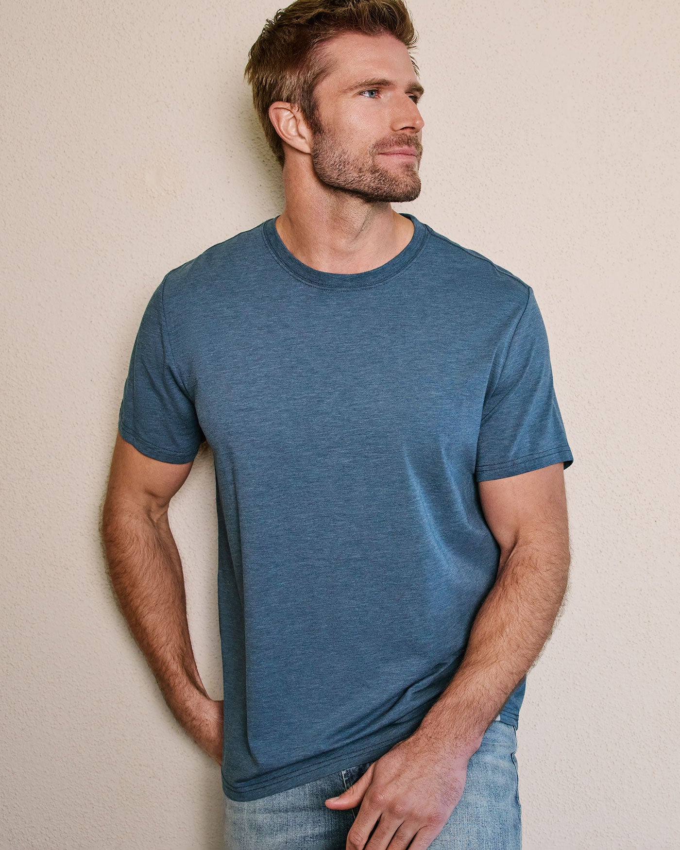 ESSENTIAL STRETCH COMFORT CREWNECK TEE – Flag & Anthem