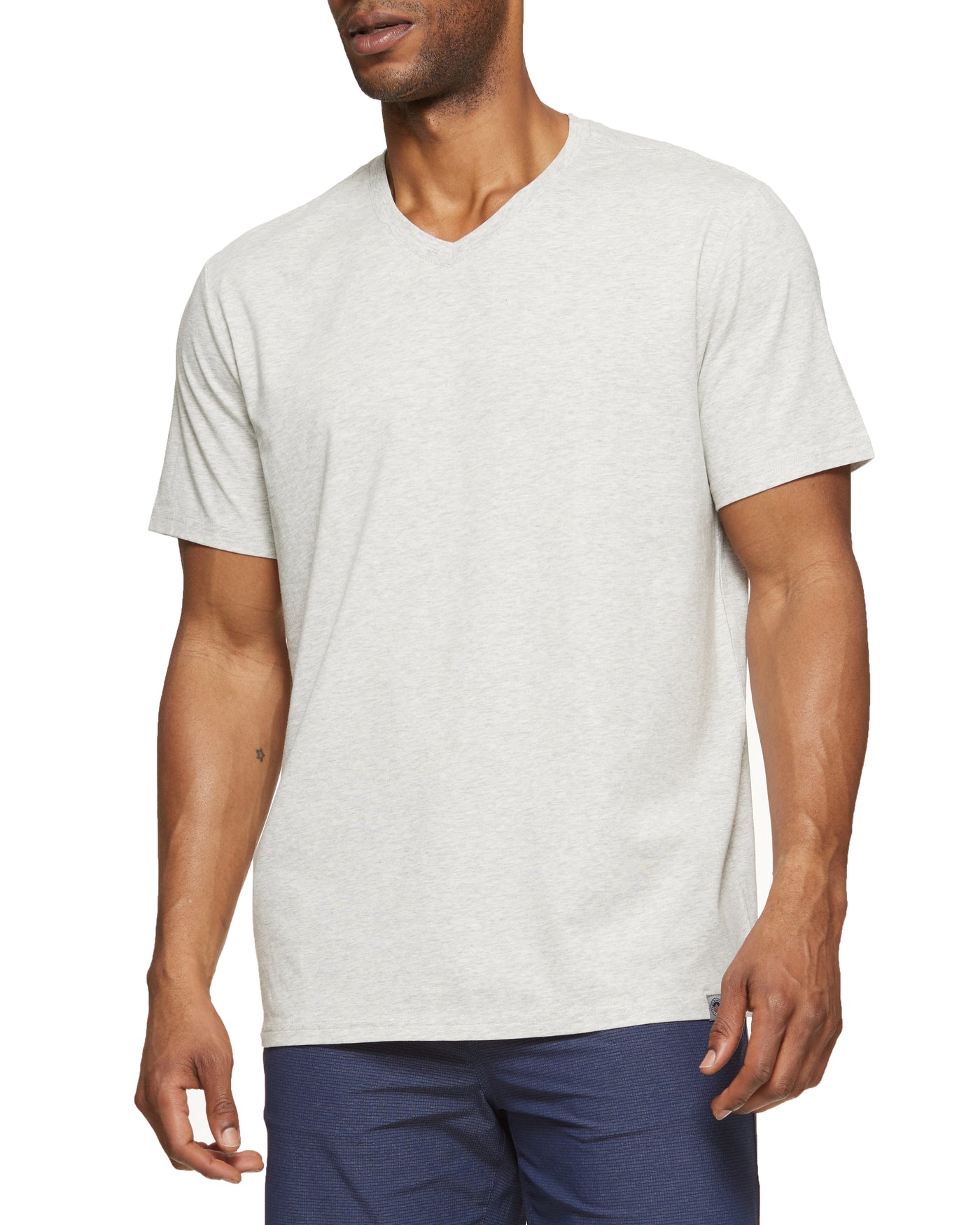 ESSENTIAL STRETCH COMFORT V-NECK TEE