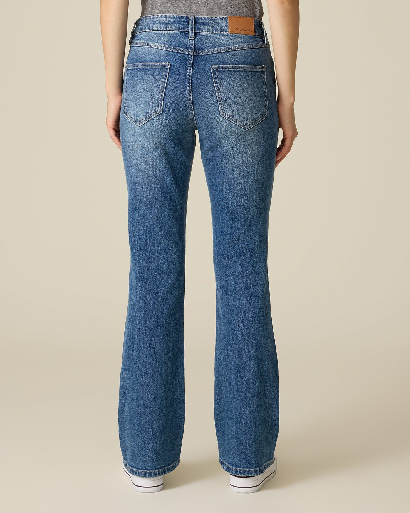 BELLA MID-RISE BOOTCUT JEAN – Flag & Anthem