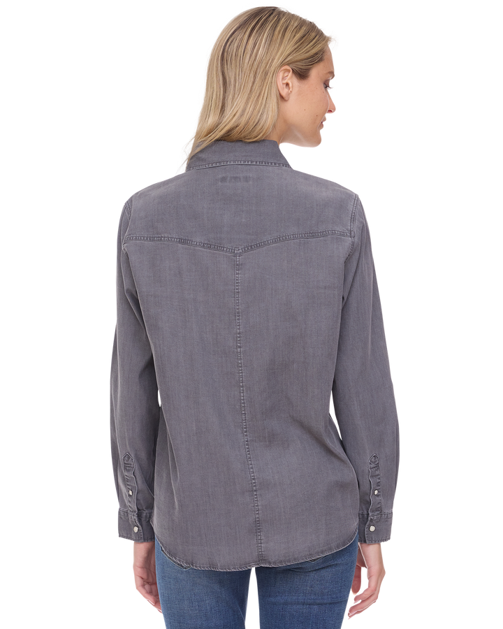 MAGNOLIA WESTERN STRETCH CHAMBRAY SHIRT