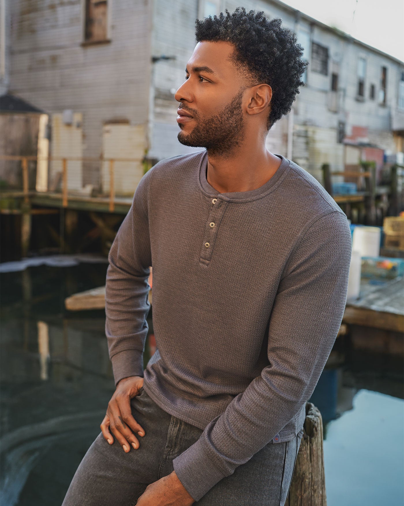 CHATSWORTH SOFT WAFFLE HENLEY – Flag & Anthem