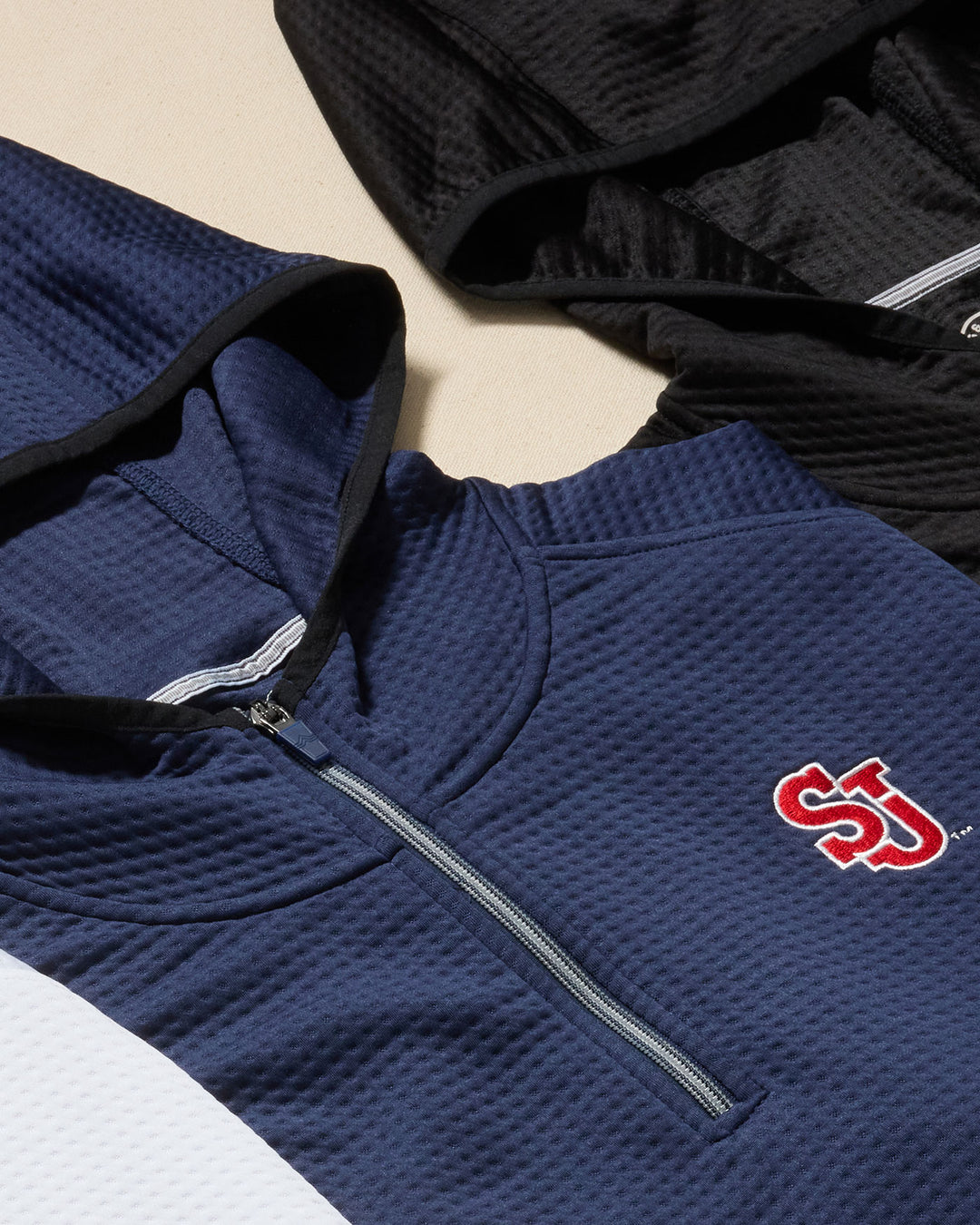 ST. JOHN'S LEGACY PERFORMANCE WAFFLE 1/4-ZIP HOODIE