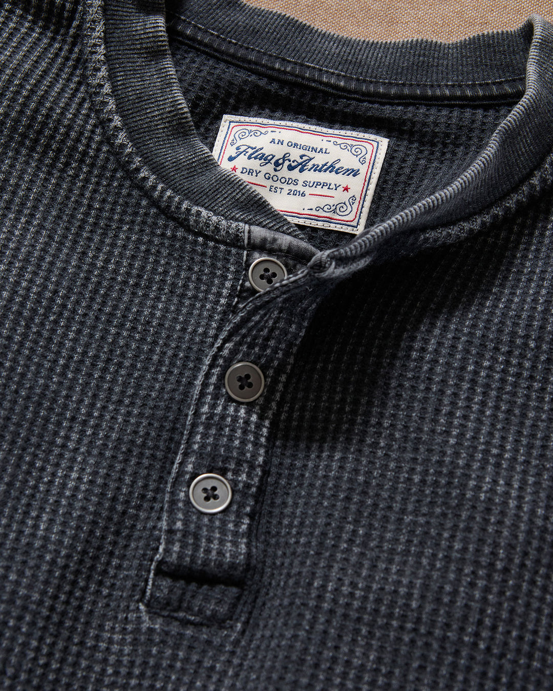 VINTAGE SOFT WAFFLE HENLEY