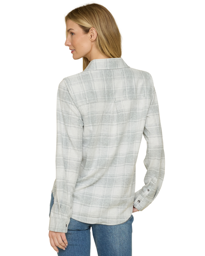WOMEN'S HERO STRETCH FLANNEL SHIRT