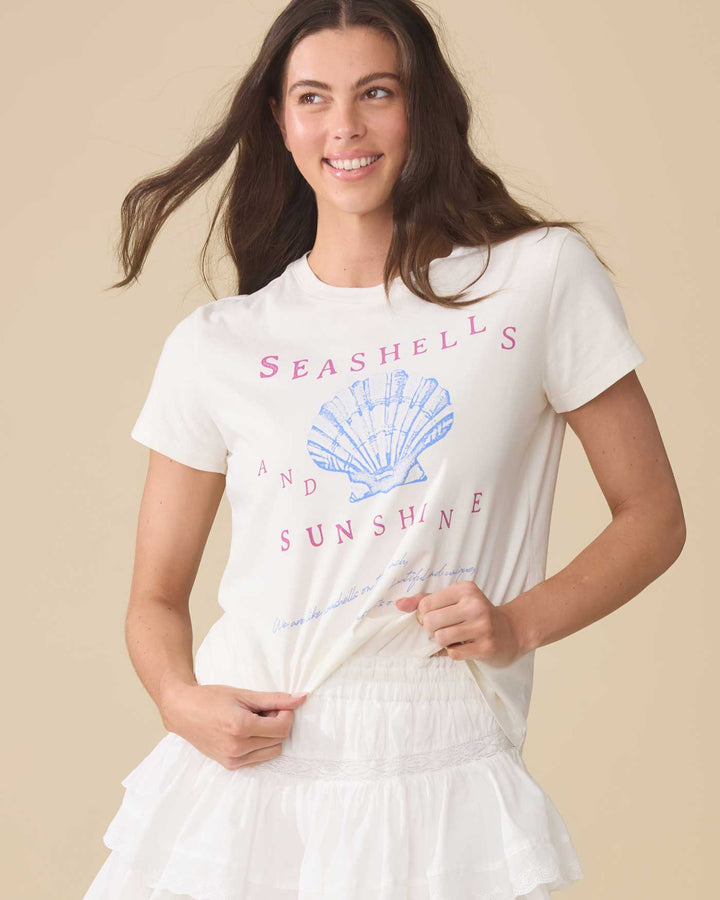 SEASHELLS AND SUNSHINE TEE