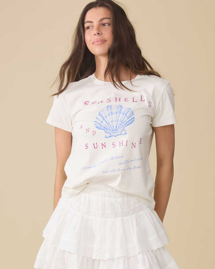SEASHELLS AND SUNSHINE TEE
