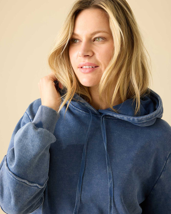 IVYLAND VINTAGE WASHED HOODIE