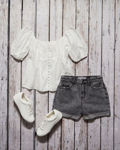 DOLLY EYELET TOP