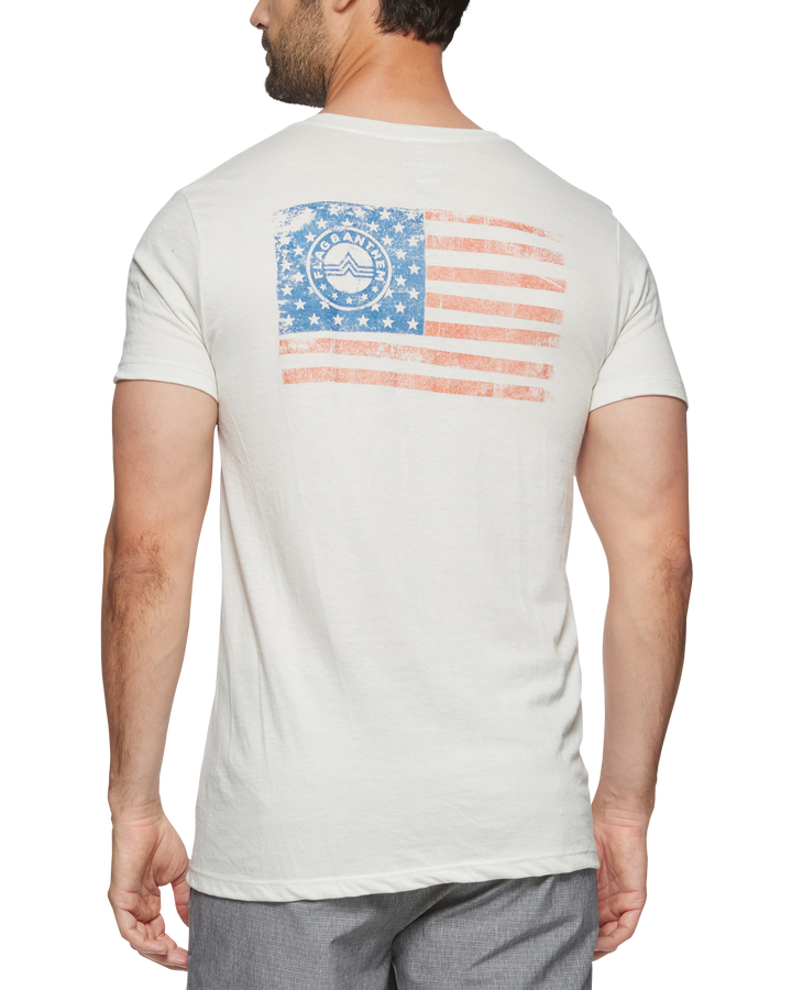 CORE FLAG TEE