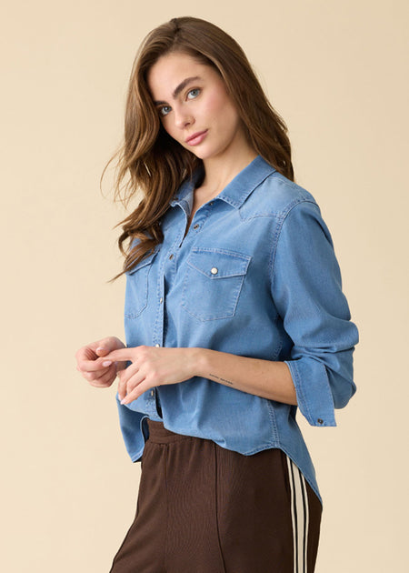 <p><strong>SHIRTS FOR HER</strong></p>