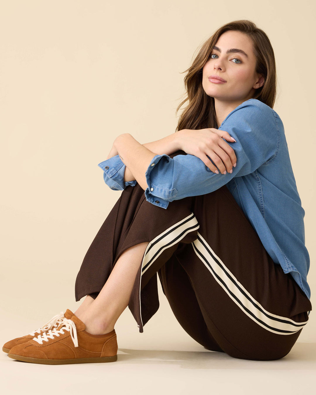 MAGNOLIA WESTERN STRETCH CHAMBRAY SHIRT