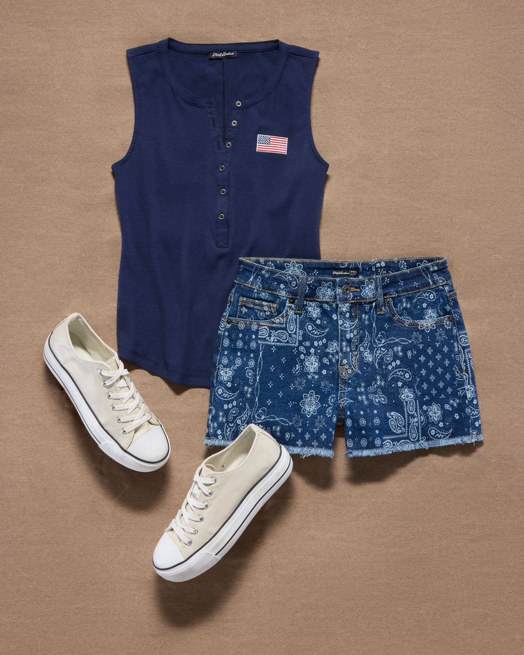 DENNING HENLEY FLAG TANK