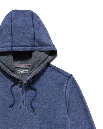 HERO TEXTURED KNIT HOODED HENLEY
