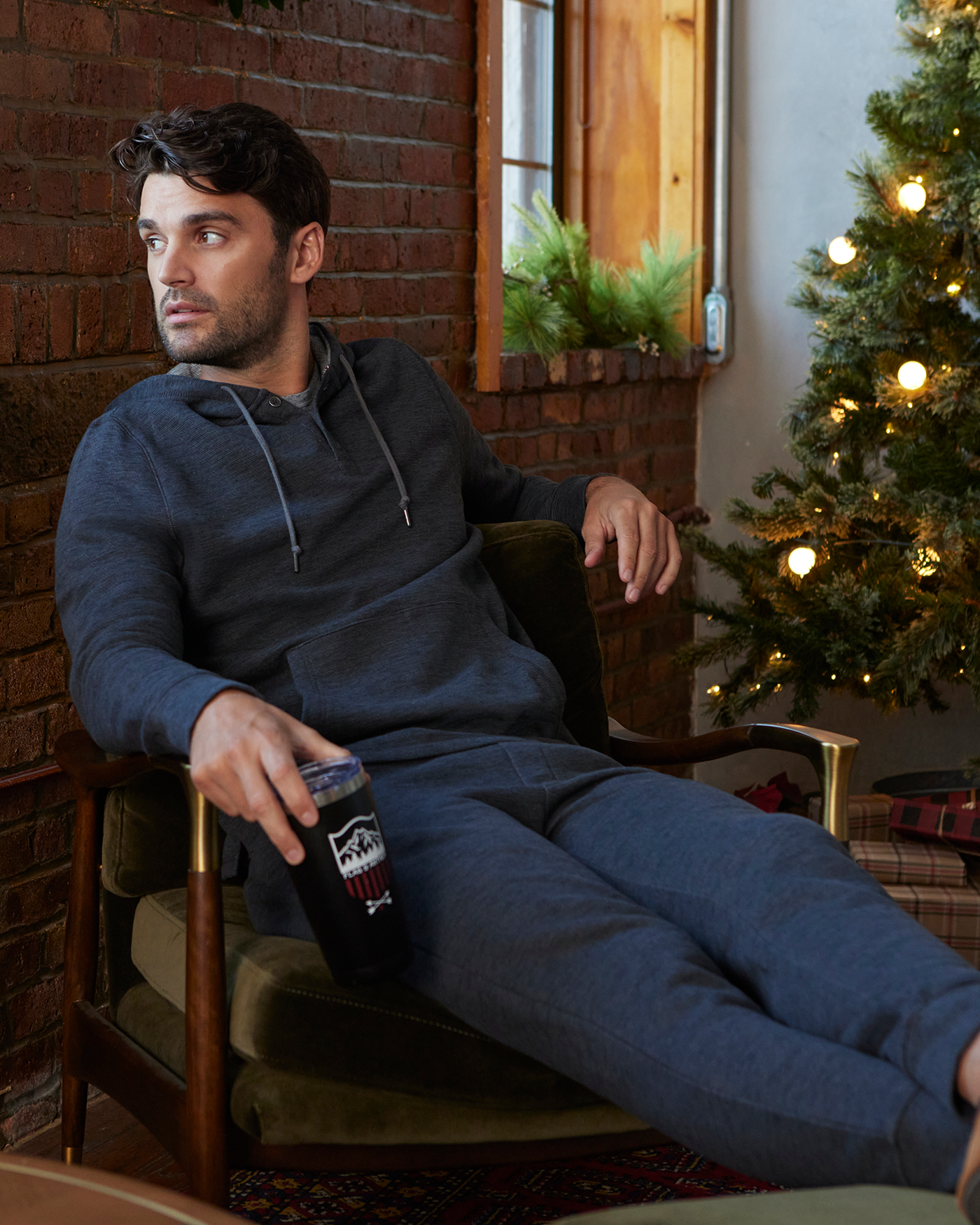 HERO TEXTURED KNIT HOODED HENLEY